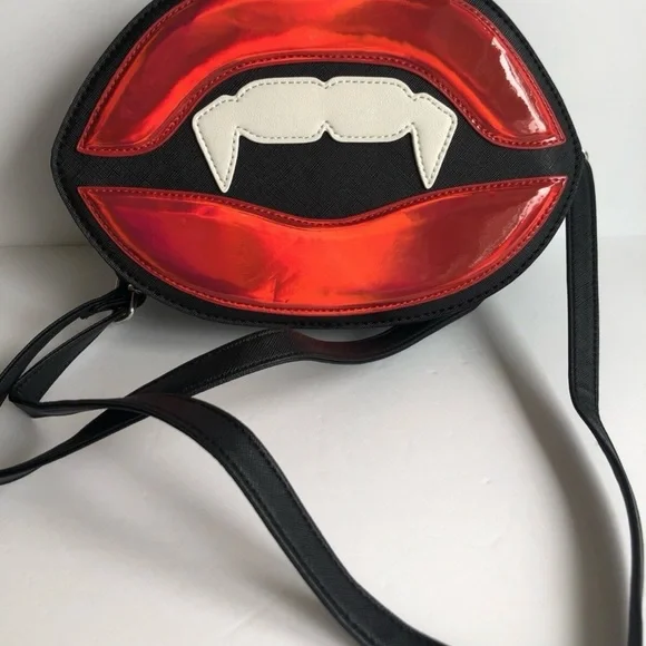 # 0845+ Women’s Vampire Lips Red and Black Shoulder Bag - Picture 2 of 15